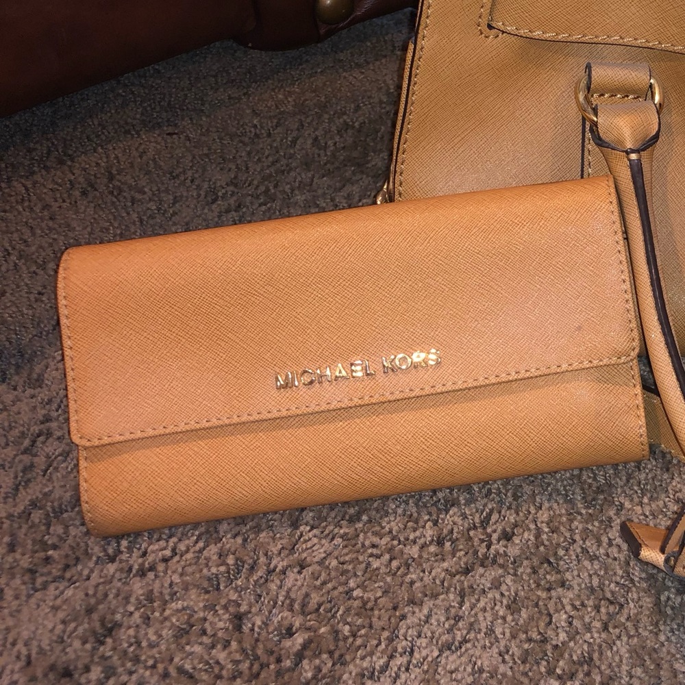 Like new Michael Kors Wallet